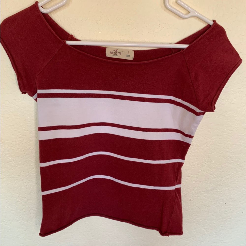 💰Hollister Red and White Striped Crop Top